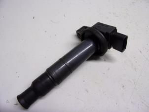 Gebruikte Bobine Toyota Yaris (P1) 1.0 16V VVT-i Prijs € 21,00 Margeregeling aangeboden door Reclycar De Boer BV