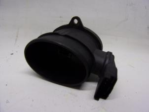 Gebruikte Luchthoeveelheidsmeter Citroen C4 Berline (LC) 1.6 HDi 16V Prijs € 42,00 Margeregeling aangeboden door Reclycar De Boer BV