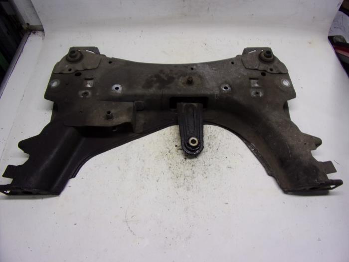 Gebruikte Subframe Renault Scénic II (JM) 1.6 16V Prijs € 26,25 Margeregeling aangeboden door Reclycar De Boer BV