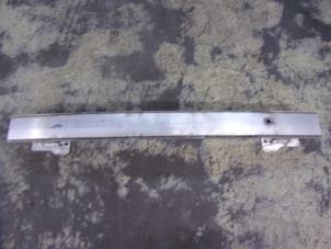 Gebruikte Bumperbalk voor Citroen C4 Berline (LC) 1.6 HDi 16V Prijs € 42,00 Margeregeling aangeboden door Reclycar De Boer BV