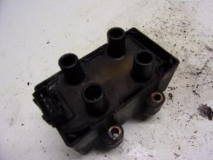 Gebruikte Bobine Renault Kangoo (KC) 1.2 Prijs € 26,25 Margeregeling aangeboden door Reclycar De Boer BV