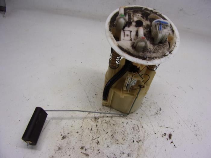 Gebruikte Tank element Pomp Renault Megane (BA) 1.6 16V Prijs € 26,25 Margeregeling aangeboden door Reclycar De Boer BV