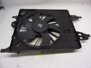 Gebruikte Koelvin Motor Renault Kangoo Express (FW) 1.5 dCi 85 Prijs € 36,75 Margeregeling aangeboden door Reclycar De Boer BV