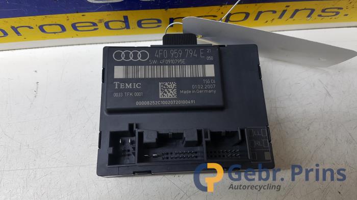 Gebruikte Central electronic module Audi A6 Allroad Quattro (C6) 3.0 TDI V6 24V Prijs € 40,00 Margeregeling aangeboden door Autorec. Gebr. Prins b.v.