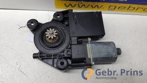 Gebruikte Motor electrisch raam Renault Megane III Grandtour (KZ) 1.5 dCi 110 Prijs € 25,00 Margeregeling aangeboden door Autorec. Gebr. Prins b.v.