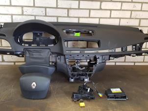 Gebruikte Module + Airbag Set Renault Megane III Grandtour (KZ) 1.5 dCi 110 Prijs € 250,00 Margeregeling aangeboden door Autorec. Gebr. Prins b.v.