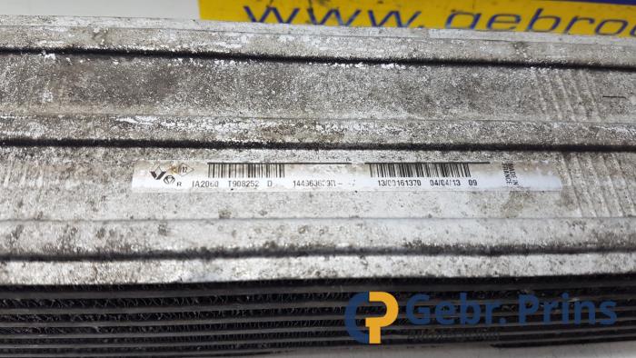 Intercooler van een Renault Megane III Grandtour (KZ) 1.5 dCi 110 2013