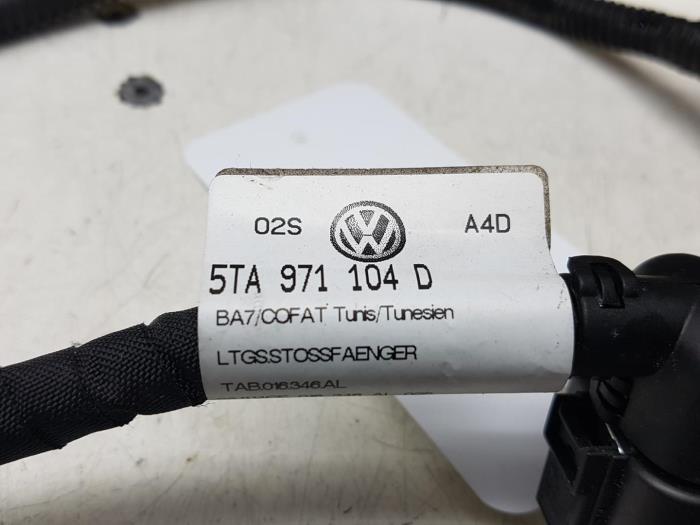 PDC Sensor Set van een Volkswagen Touran (5T1) 1.6 TDI SCR BlueMotion Technology 2017