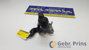 Gebruikte Motorsteun Toyota Yaris III (P13) Prijs € 25,00 Margeregeling aangeboden door Autorec. Gebr. Prins b.v.