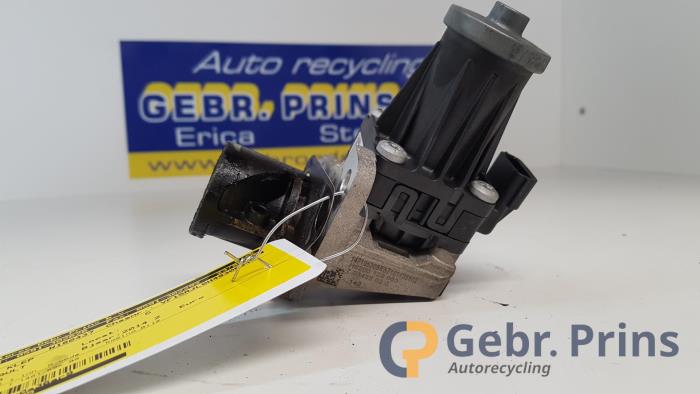 Gebruikte Uitlaat gasklep (EGR) Renault Clio IV (5R) 1.5 Energy dCi 90 FAP Prijs € 40,00 Margeregeling aangeboden door Autorec. Gebr. Prins b.v.