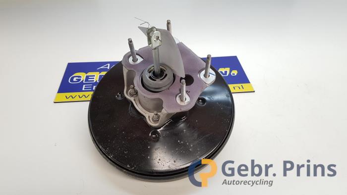 Gebruikte Rembekrachtiger Renault Scénic IV (RFAJ) 1.5 Energy dCi 110 Prijs € 50,00 Margeregeling aangeboden door Autorec. Gebr. Prins b.v.