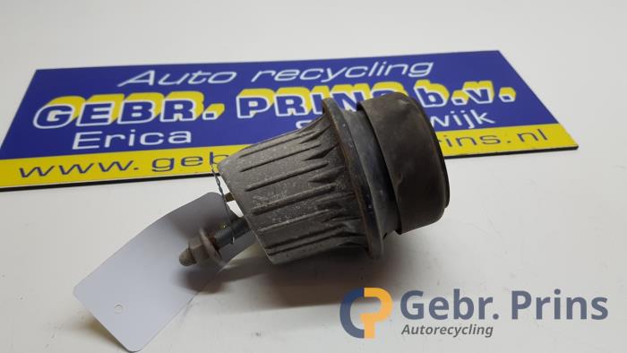 Gebruikte Motorsteun Lexus IS (E2) 250 2.5 V6 24V Prijs € 30,00 Margeregeling aangeboden door Autorec. Gebr. Prins b.v.