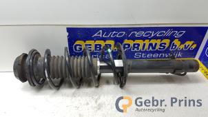 Gebruikte Schokdemperpoot rechts-voor Citroen C1 1.0 Vti 68 12V Prijs € 40,00 Margeregeling aangeboden door Autorec. Gebr. Prins b.v.