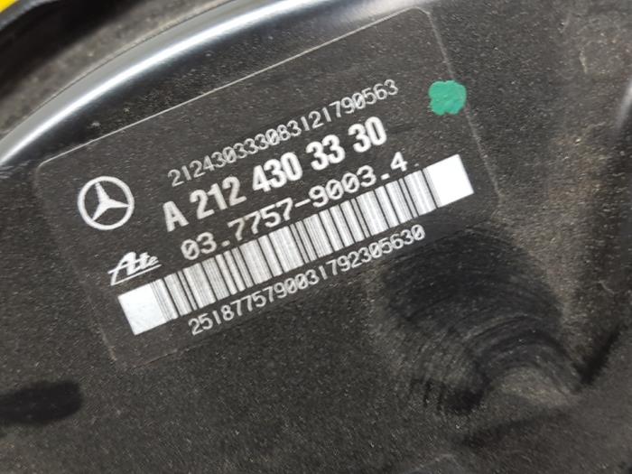 Rembekrachtiger van een Mercedes-Benz E Estate (S212)  2012
