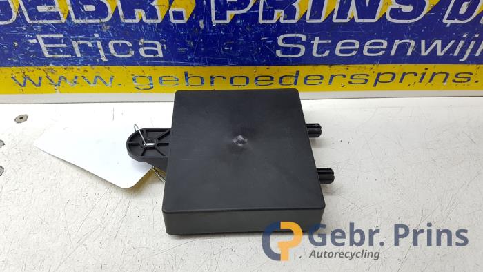 Gebruikte Module Bodycontrol Renault Clio IV (5R) 1.5 Energy dCi 90 FAP Prijs € 35,00 Margeregeling aangeboden door Autorec. Gebr. Prins b.v.