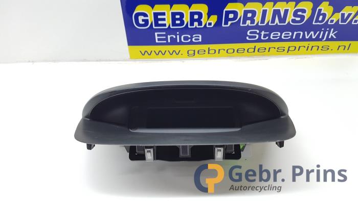 Gebruikte Display Interieur Renault Megane III Grandtour (KZ) 1.5 dCi 90 Prijs € 30,00 Margeregeling aangeboden door Autorec. Gebr. Prins b.v.