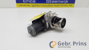 Gebruikte EGR Klep Nissan Qashqai (J11) 1.5 dCi DPF Prijs € 50,00 Margeregeling aangeboden door Autorec. Gebr. Prins b.v.