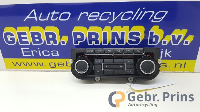 Kachel Bedieningspaneel van een Volkswagen Passat Variant (365) 2.0 TDI 16V 140 2011