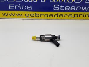 Gebruikte Injector (benzine injectie) Volkswagen Golf VI (5K1) 2.0 GTI 16V Prijs € 25,00 Margeregeling aangeboden door Autorec. Gebr. Prins b.v.