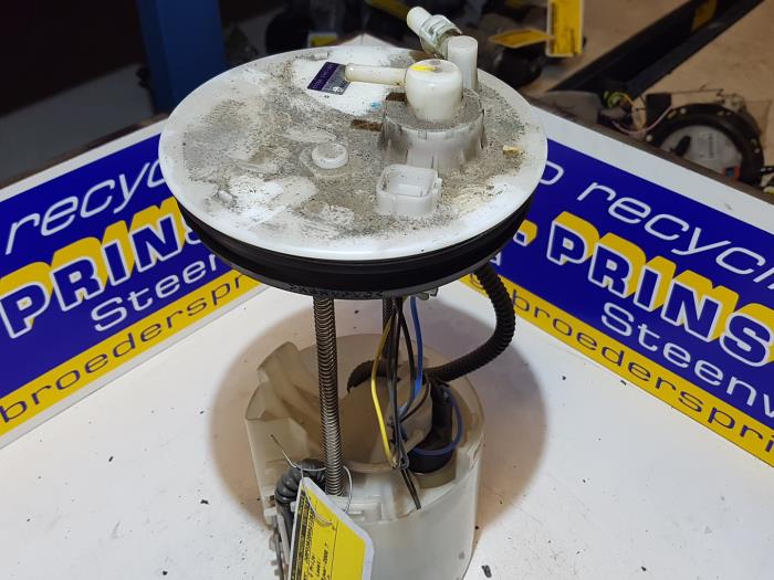 Honda Civic Electric fuel pump Gebroeders Prins