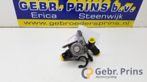 Gebruikte Extra waterpomp Mercedes C (W204) 2.2 C-220 CDI 16V BlueEFFICIENCY Prijs € 25,00 Margeregeling aangeboden door Autorec. Gebr. Prins b.v.