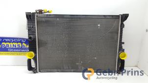 Gebruikte Radiateur Mercedes E Combi (S211) Prijs € 40,00 Margeregeling aangeboden door Autorec. Gebr. Prins b.v.