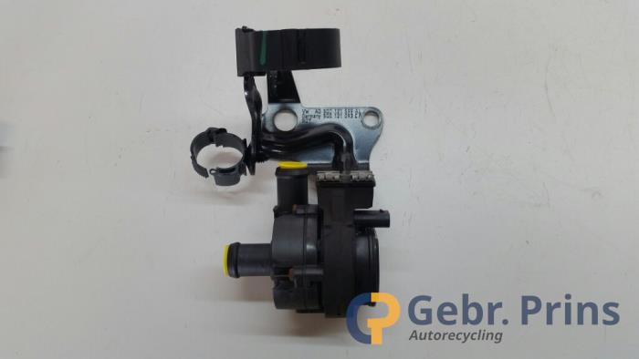 Gebruikte Waterpomp Volkswagen Touran (5T1) 2.0 TDI 150 Prijs € 40,00 Margeregeling aangeboden door Autorec. Gebr. Prins b.v.