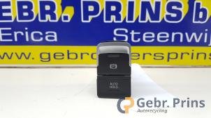 Gebruikte Schakelaar handrem Volkswagen Golf VII (AUA) 1.4 TSI 16V Prijs € 15,00 Margeregeling aangeboden door Autorec. Gebr. Prins b.v.