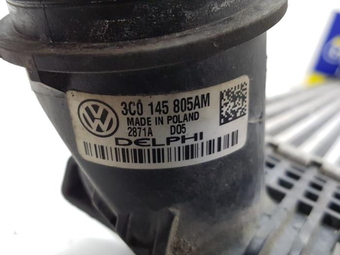 Intercooler van een Volkswagen Tiguan (5N1/2) 2.0 TDI 16V 2012