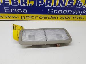 Gebruikte Binnenverlichting achter Toyota Avensis Wagon (T27) Prijs € 15,00 Margeregeling aangeboden door Autorec. Gebr. Prins b.v.