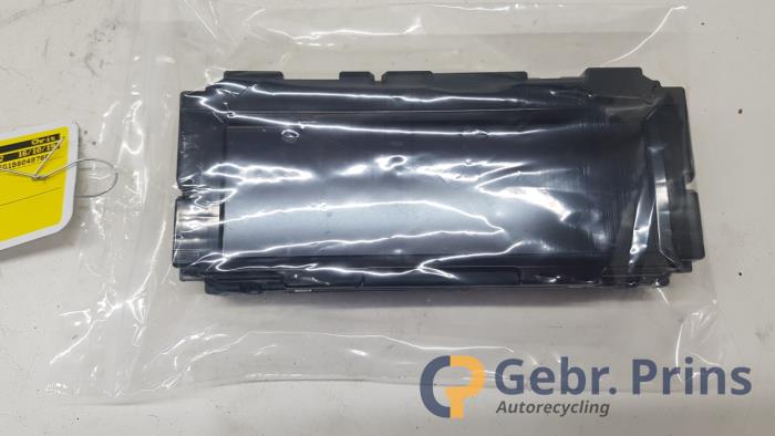 Gebruikte Display Interieur Opel Astra J Sports Tourer (PD8/PE8/PF8) 1.7 CDTi 16V Prijs € 35,00 Margeregeling aangeboden door Autorec. Gebr. Prins b.v.