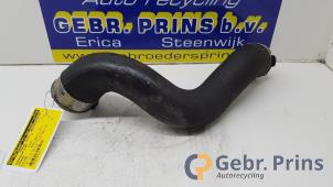 Gebruikte Intercooler Slang Mercedes E (W212) E-200 2.0 Turbo 16V Prijs € 20,00 Margeregeling aangeboden door Autorec. Gebr. Prins b.v.