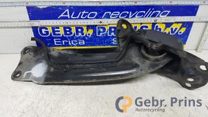 Gebruikte Draagarm links-achter Volkswagen Passat Variant (365) 2.0 TSI 16V Prijs € 25,00 Margeregeling aangeboden door Autorec. Gebr. Prins b.v.