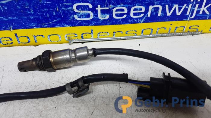 Gebruikte Lambda Sonde Fiat Doblo Cargo (263) 1.3 MJ 16V DPF Euro 5 Prijs € 20,00 Margeregeling aangeboden door Autorec. Gebr. Prins b.v.