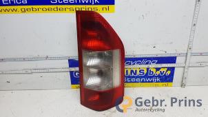 Gebruikte Achterlicht rechts Mercedes Sprinter 2t (901/902) 211 CDI 16V Prijs € 25,00 Margeregeling aangeboden door Autorec. Gebr. Prins b.v.