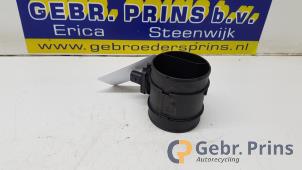 Gebruikte Luchtmassameter Chevrolet Orlando (YYM/YYW) 2.0 D 16V Prijs € 40,00 Margeregeling aangeboden door Autorec. Gebr. Prins b.v.