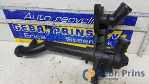 Gebruikte Thermostaathuis Volkswagen Polo V (6R) 1.2 12V BlueMotion Technology Prijs € 25,00 Margeregeling aangeboden door Autorec. Gebr. Prins b.v.