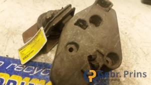 Gebruikte Motorrubber Opel Vivaro 1.9 DI Prijs € 24,20 Inclusief btw aangeboden door Autorec. Gebr. Prins b.v.