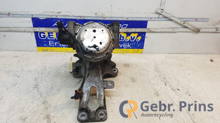 Motorsteun Audi A6 Avant (C7), 2011 / 2018 3.0 TDI V6 24V Quattro, Combi/o, Diesel, 2.967cc, 180kW (245pk), 4x4, CDUC, 2011-05 / 2018-09, 4G5; 4GD (Gebruikt)