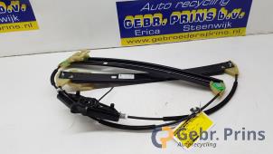 Gebruikte Raammechaniek 4Deurs links-voor Skoda Octavia Combi (5EAC) 1.5 TSI Evo 16V Prijs € 25,00 Margeregeling aangeboden door Autorec. Gebr. Prins b.v.