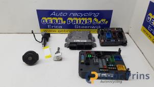 Gebruikte Kontaktslot + computer Peugeot 308 (L3/L8/LB/LH/LP) 1.6 e-HDi Prijs € 150,00 Margeregeling aangeboden door Autorec. Gebr. Prins b.v.