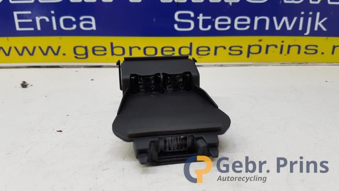 Gebruikte Remassistent sensor Ford Fiesta 6 (JA8) 1.0 EcoBoost 12V 100 Prijs € 40,00 Margeregeling aangeboden door Autorec. Gebr. Prins b.v.