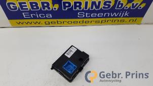 Gebruikte Computer Kachel Peugeot 308 SW (L4/L9/LC/LJ/LR) 1.6 BlueHDi 120 Prijs € 20,00 Margeregeling aangeboden door Autorec. Gebr. Prins b.v.