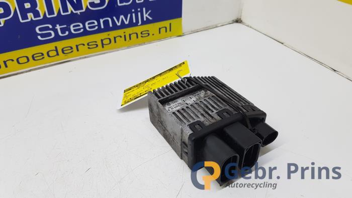 Gebruikte Computer Airco Volkswagen Passat 4Motion (3B3) 4.0 W8 Prijs € 30,00 Margeregeling aangeboden door Autorec. Gebr. Prins b.v.