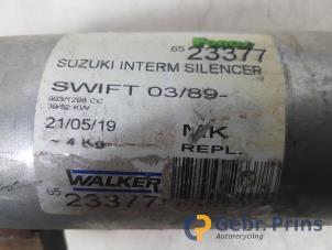 Gebruikte Uitlaat Middendemper Suzuki Swift (SF310/413) 1.0i Prijs € 20,00 Margeregeling aangeboden door Autorec. Gebr. Prins b.v.