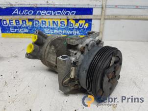 Gebruikte Pomp Airco Renault Twingo (C06) 1.2 16V Prijs € 30,00 Margeregeling aangeboden door Autorec. Gebr. Prins b.v.