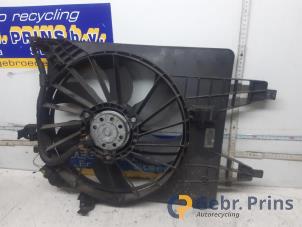 Gebruikte Koelvin Renault Kangoo Express (FW) 1.5 dCi 90 FAP Prijs € 42,35 Inclusief btw aangeboden door Autorec. Gebr. Prins b.v.