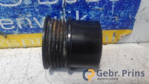 Gebruikte Dynamo poelie Opel Mokka/Mokka X 1.4 Turbo 16V 4x2 Prijs € 35,00 Margeregeling aangeboden door Autorec. Gebr. Prins b.v.