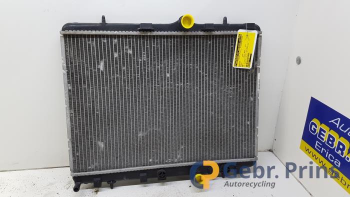 Gebruikte Radiateur Peugeot 2008 (CU) Prijs € 50,00 Margeregeling aangeboden door Autorec. Gebr. Prins b.v.