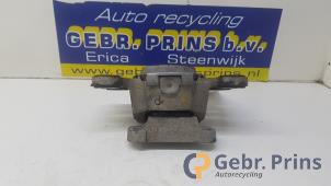 Gebruikte Motorsteun Volvo XC60 I (DZ) 2.4 D3 20V AWD Prijs € 25,00 Margeregeling aangeboden door Autorec. Gebr. Prins b.v.